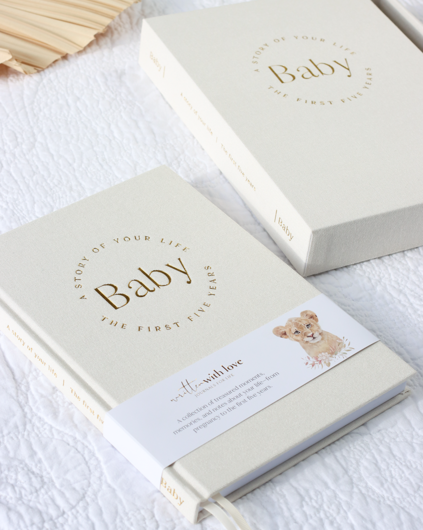 Baby Memory Book with Keepsake Box - Pregnancy to 5 Years - Classic White